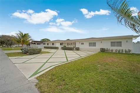 11012 SW 117th Street Miami FL 33176