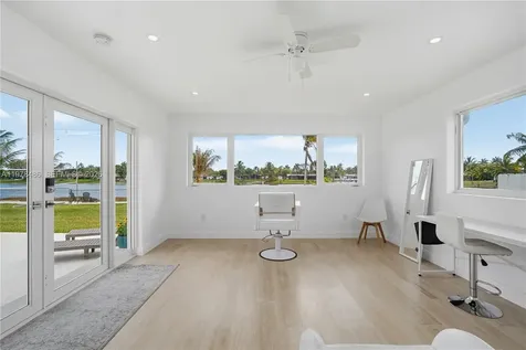 11012 SW 117th Street Miami FL 33176