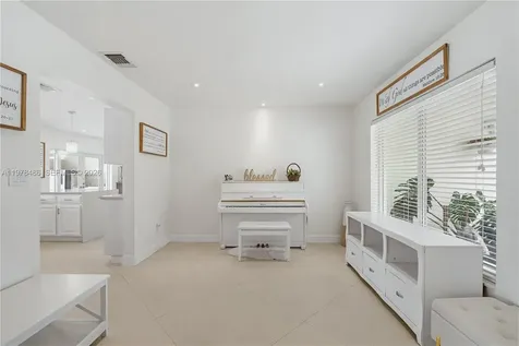 11012 SW 117th Street Miami FL 33176