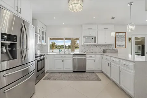 11012 SW 117th Street Miami FL 33176