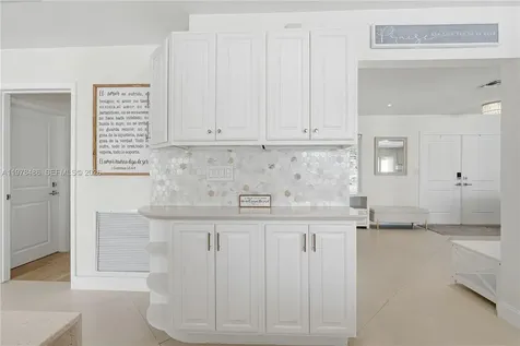 11012 SW 117th Street Miami FL 33176