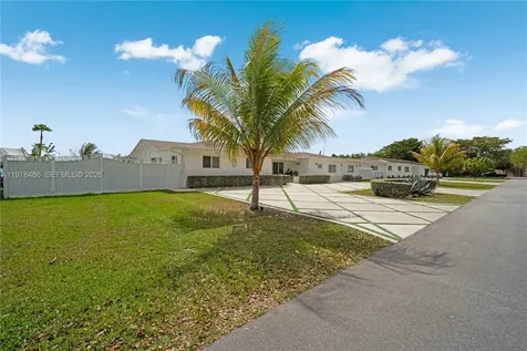 11012 SW 117th Street Miami FL 33176