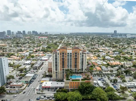 3232 SW 22nd Terrace Miami FL 33145