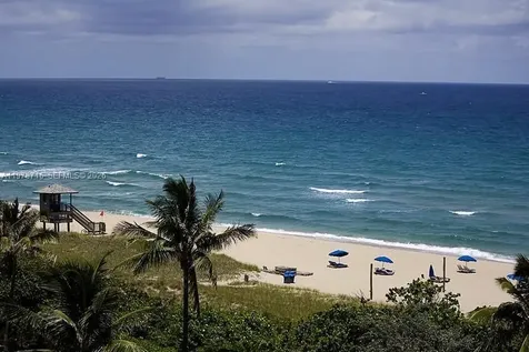 98 E Westbury E Deerfield Beach FL 33442