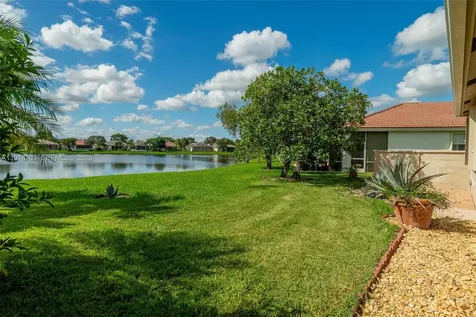 2675 Clipper Circle West Palm Beach FL 33411