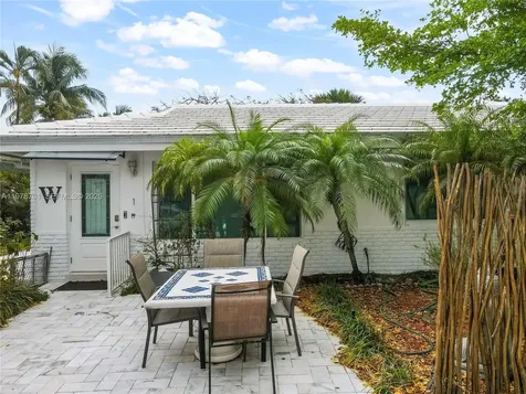 4512 Seagrape Drive Lauderdale By The Sea FL 33308