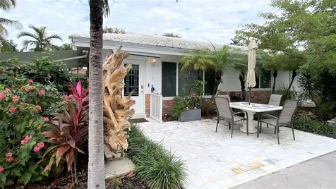 4512 Seagrape Drive Lauderdale By The Sea FL 33308