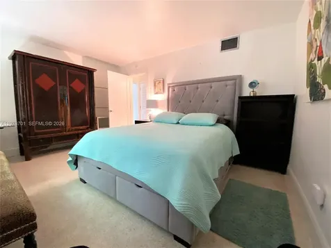 4512 Seagrape Drive Lauderdale By The Sea FL 33308