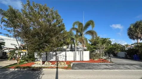 4512 Seagrape Drive Lauderdale By The Sea FL 33308