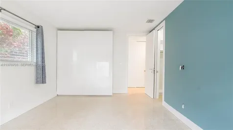 4512 Seagrape Drive Lauderdale By The Sea FL 33308