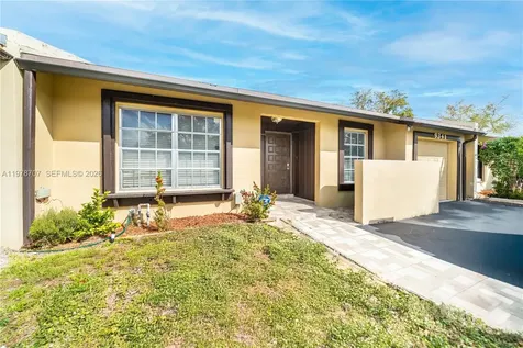 9341 E Fern Lane Miramar FL 33025