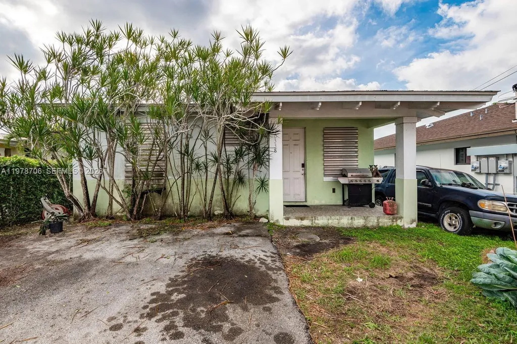 10338 SW 180th Street #2 Miami FL 33157