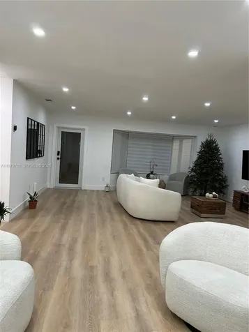 15915 SW 103rd Place Miami FL 33157