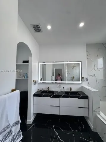 12923 SW 135th Terrace Miami FL 33186