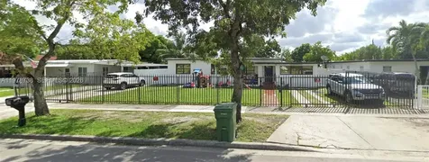 636 E 42nd Street Hialeah FL 33013