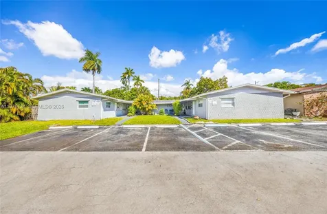 355 NW 32nd Street Oakland Park FL 33309