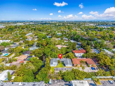 355 NW 32nd Street Oakland Park FL 33309