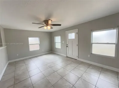244 S Rhodes Mount Dora FL 32757