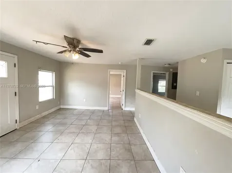 244 S Rhodes Mount Dora FL 32757