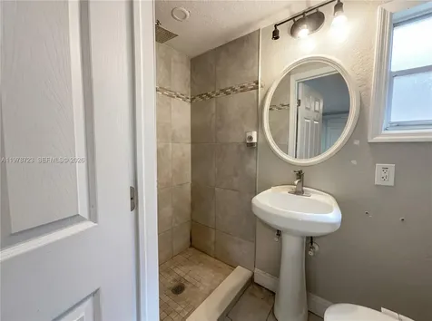 244 S Rhodes Mount Dora FL 32757