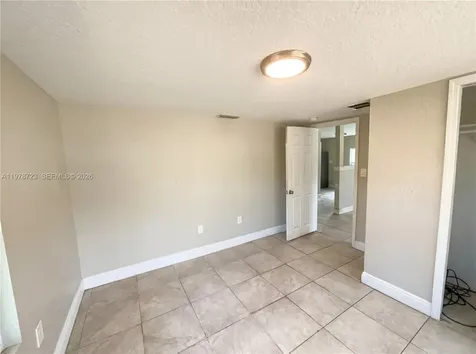 244 S Rhodes Mount Dora FL 32757