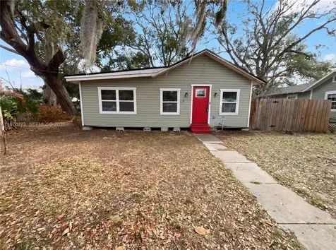 244 S Rhodes Mount Dora FL 32757