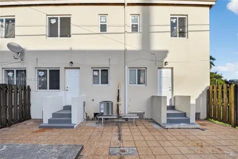 475 NW 84th Terrace Miami FL 33150