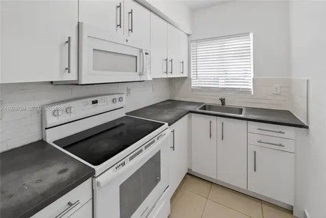 475 NW 84th Terrace Miami FL 33150