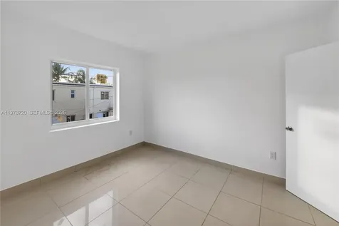 475 NW 84th Terrace Miami FL 33150