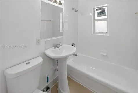 475 NW 84th Terrace Miami FL 33150