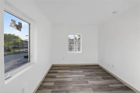 475 NW 84th Terrace Miami FL 33150