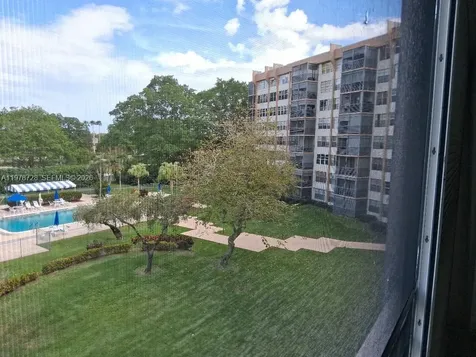 1300 St Charles Place Pembroke Pines FL 33026