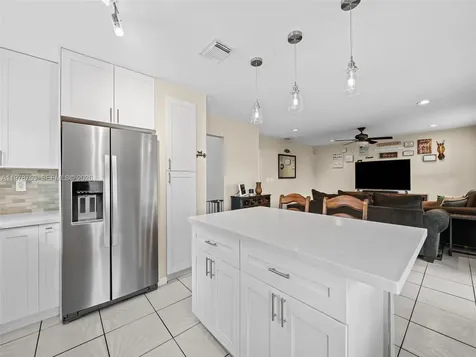 1214 NW 126th Avenue Sunrise FL 33323