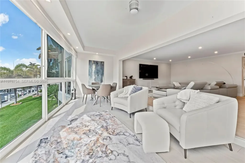 3050 NE 48th Street Fort Lauderdale FL 33308