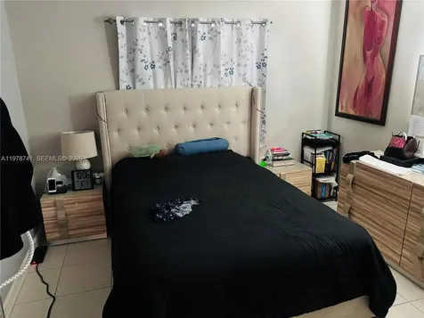 355 NW 32nd Street Oakland Park FL 33309