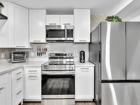 2500 Parkview Drive Hallandale Beach FL 33009