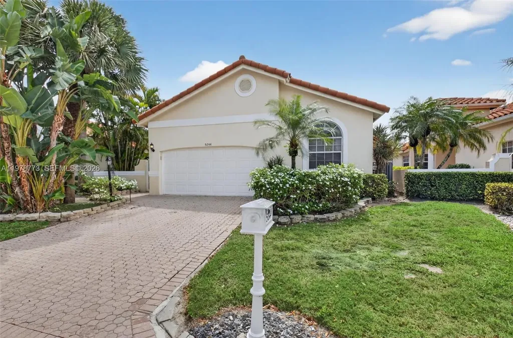 5244 Bodega Place Delray Beach FL 33484