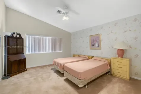 5244 Bodega Place Delray Beach FL 33484