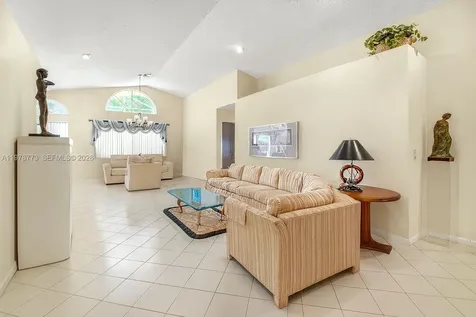 5244 Bodega Place Delray Beach FL 33484