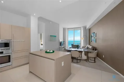 4111 S Ocean Drive Hollywood FL 33019