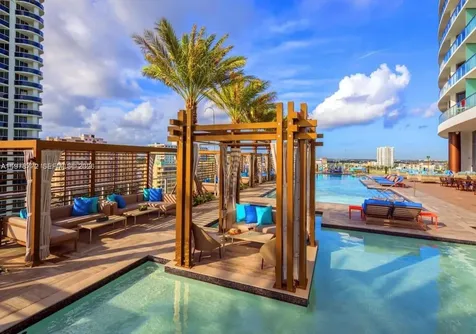 4111 S Ocean Drive Hollywood FL 33019