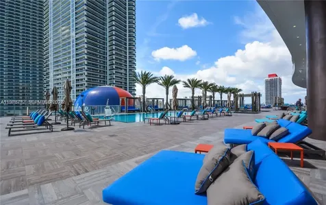 4111 S Ocean Drive Hollywood FL 33019
