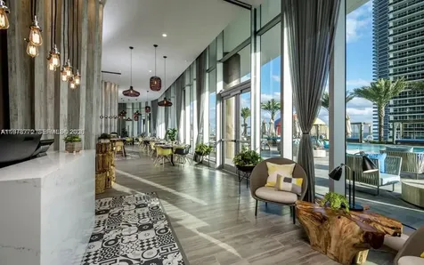 4111 S Ocean Drive Hollywood FL 33019