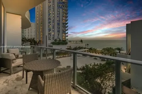 4111 S Ocean Drive Hollywood FL 33019