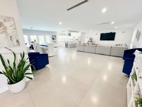 6890 Winged Foot Drive Hialeah FL 33015