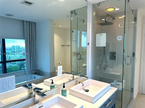650 NE 32nd Street Miami FL 33137
