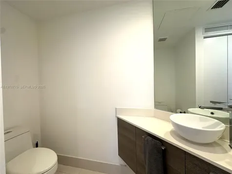 650 NE 32nd Street Miami FL 33137