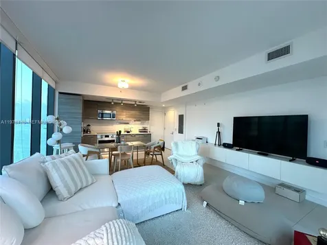 650 NE 32nd Street Miami FL 33137