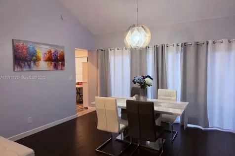 7471 W Sunrise Boulevard Plantation FL 33313
