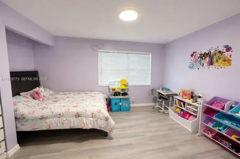 7471 W Sunrise Boulevard Plantation FL 33313